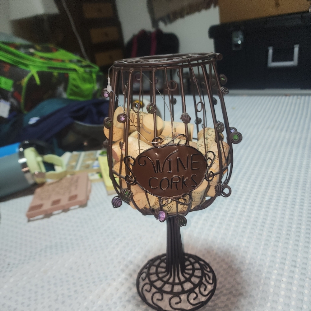 EPIC PRODUCTS EUC CORK CAGE WINE GLASS WIRED BEADED WITH CORKS